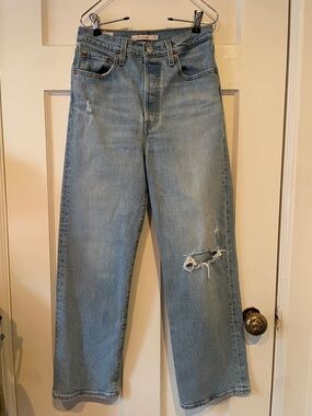 Levi's High Waisted Ribcage Straight Jeans W26